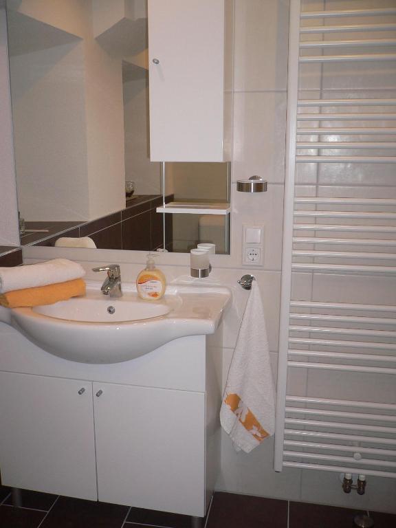 Apartamento Haus Heidrun Fendels Habitación foto
